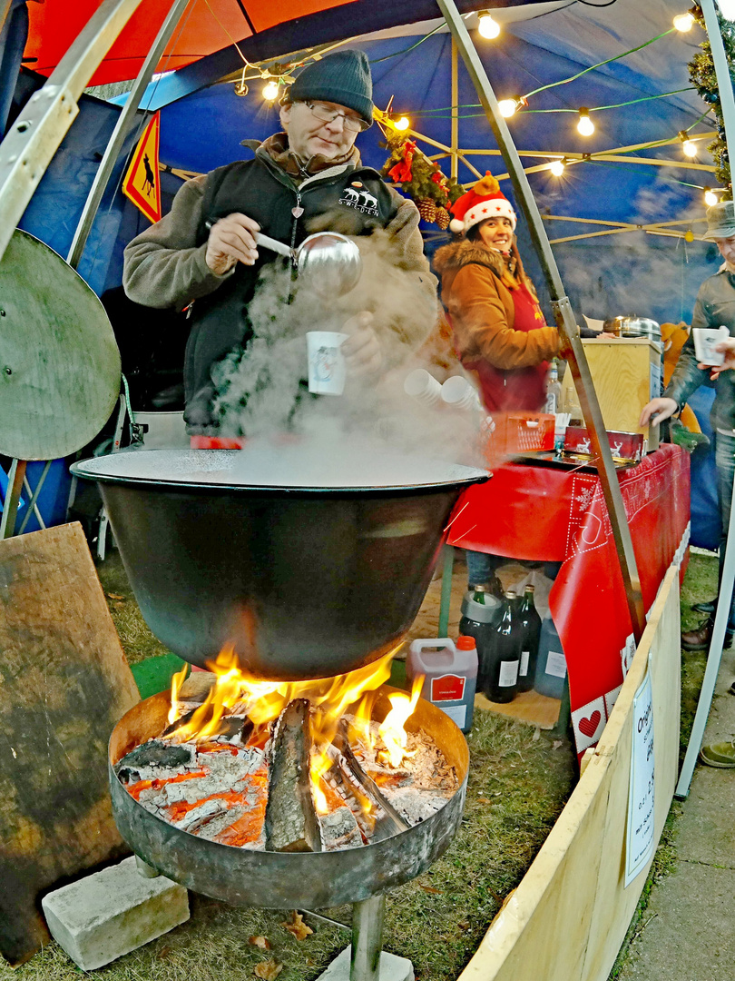 sehr gefährlich ! Glühwein-Glögg -> probieren