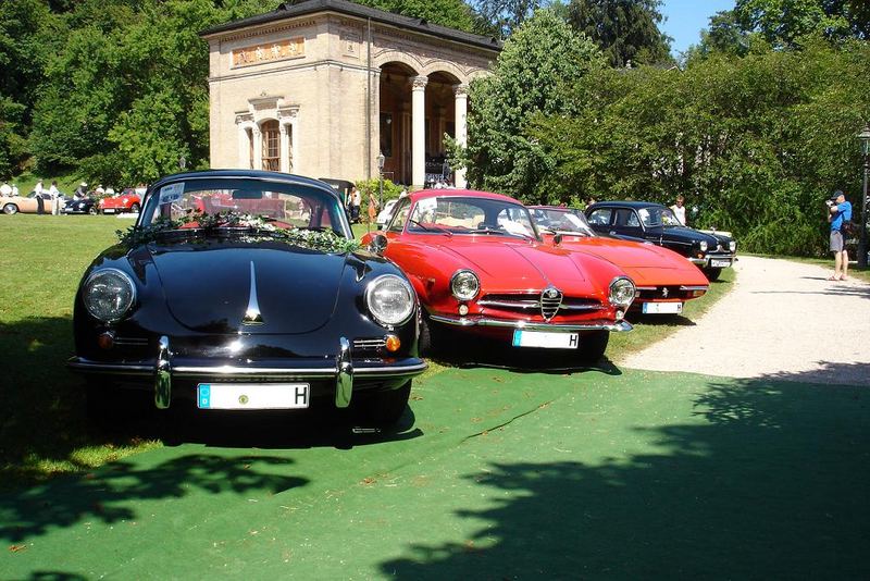 sehr schöner Porsche 356 mit Begleitung