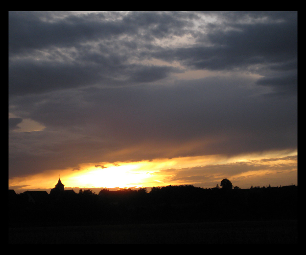 Sehr Schönes Sonnenuntergang.