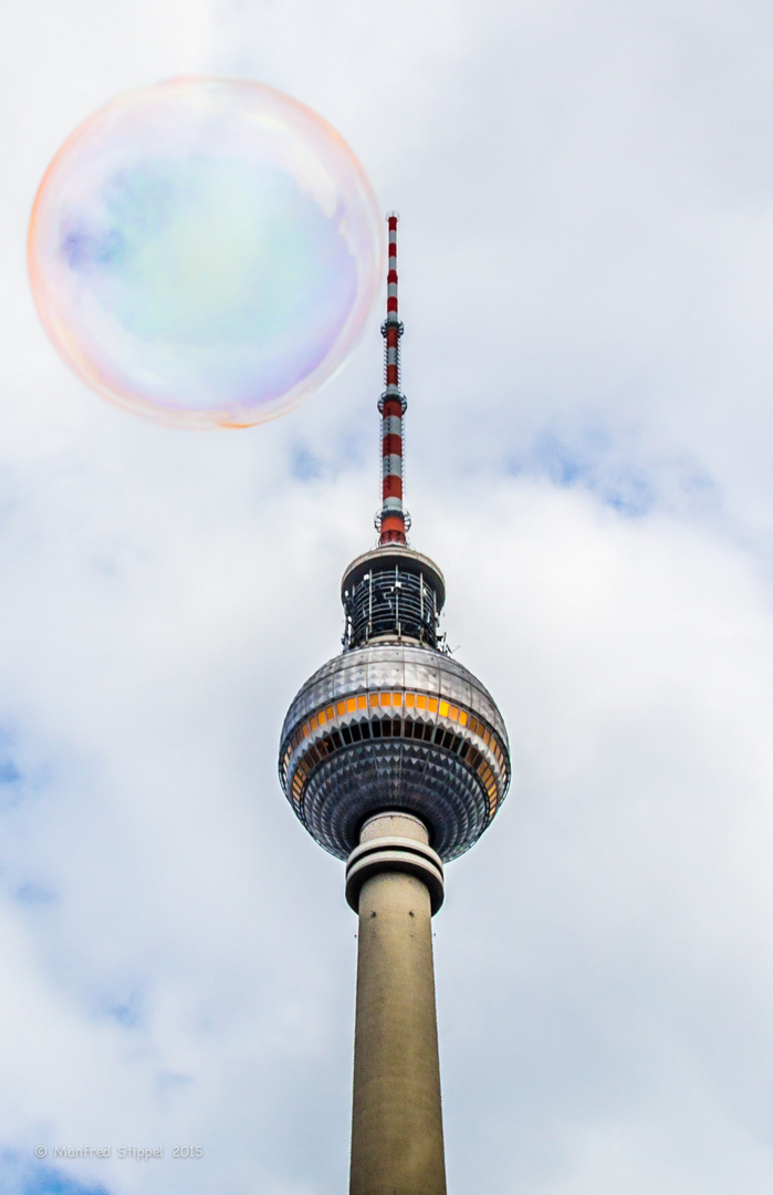 Seifenblasen am Fernsehturm