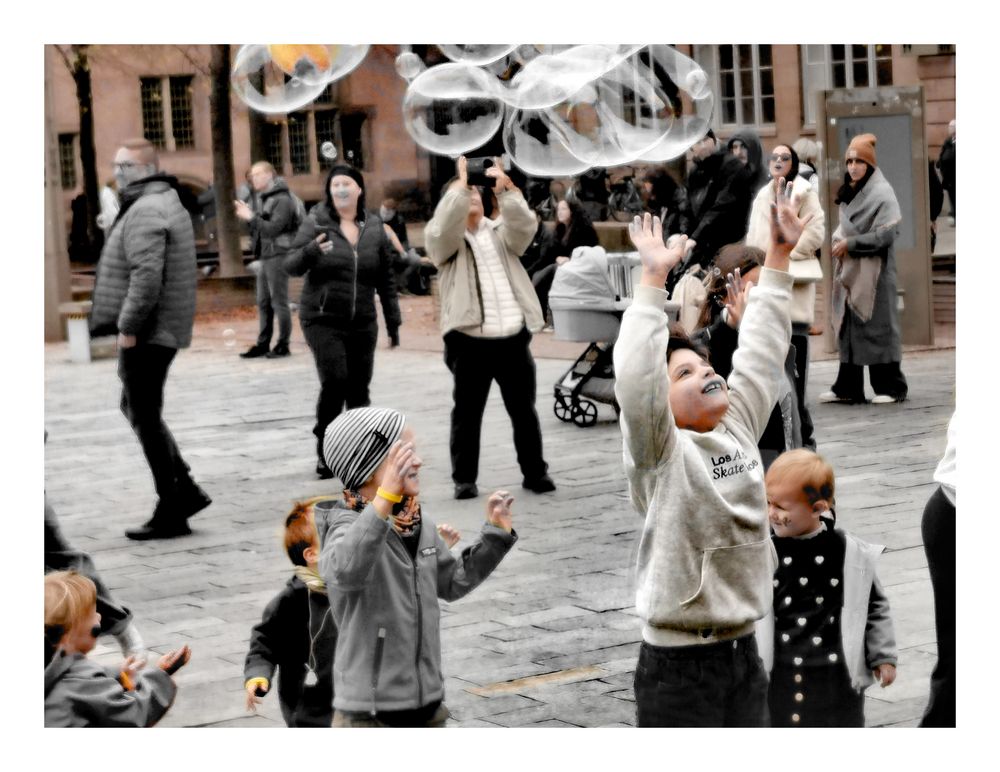 Seifenblasen Strsbrg p30-IMG_20251102_002449-swky