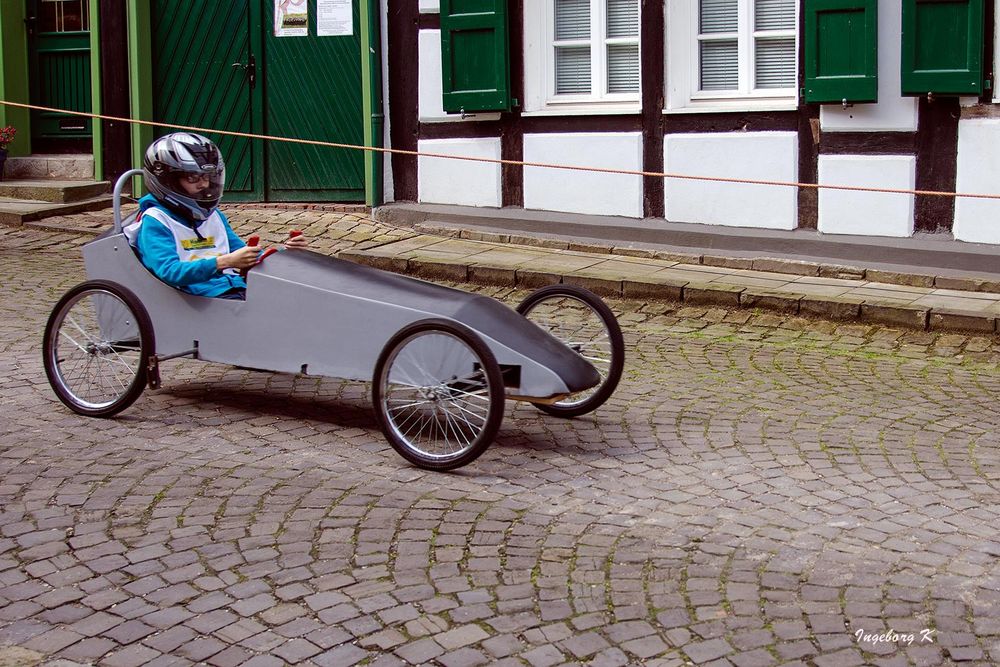 Seifenkistenrennen am 5.6.16 in Liedberg