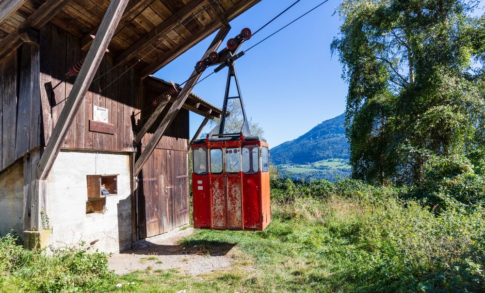 Seilbahn für die Versorgung der Berghütte in Partschins