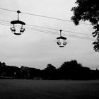 Seilbahn im Westfalenpark, Dortmund (s/w)