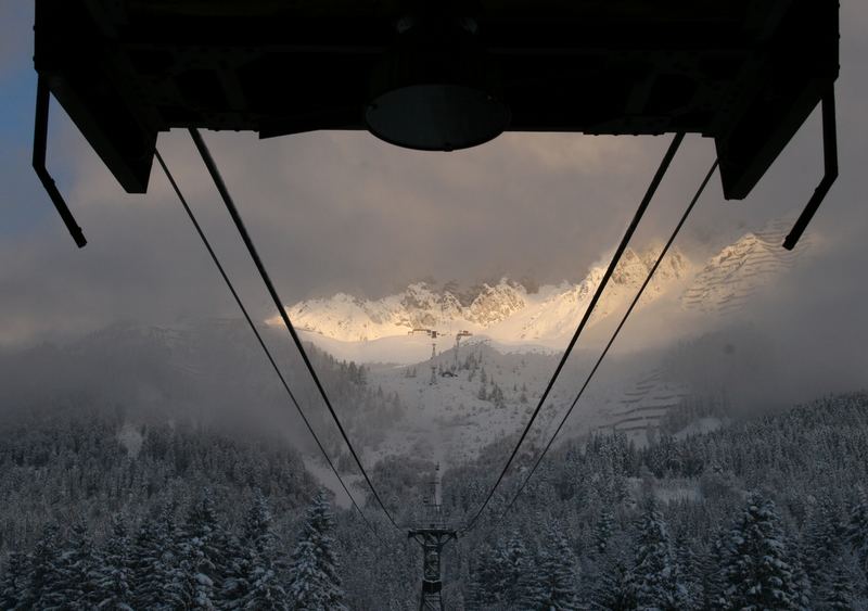 Seilbahn in die Sonne