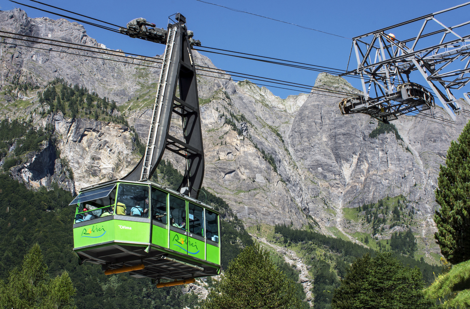 Seilbahn Teleferica San Carlo Robiei 