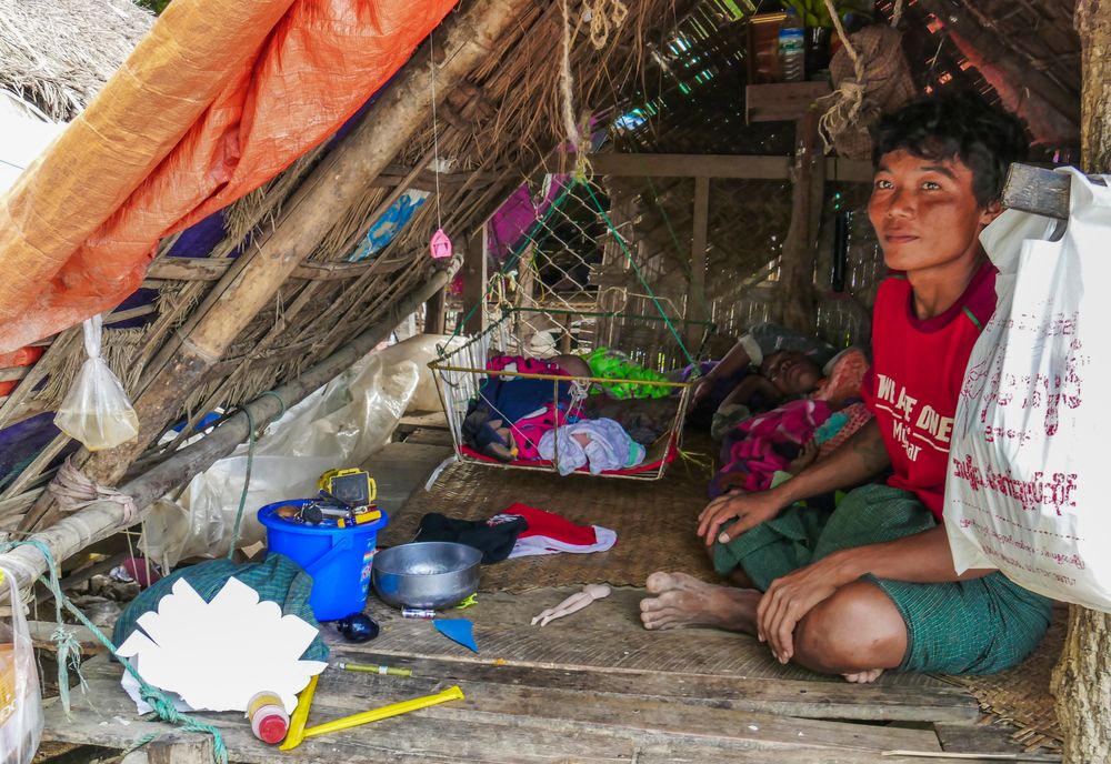 ...sein Haus am Irrawaddy...