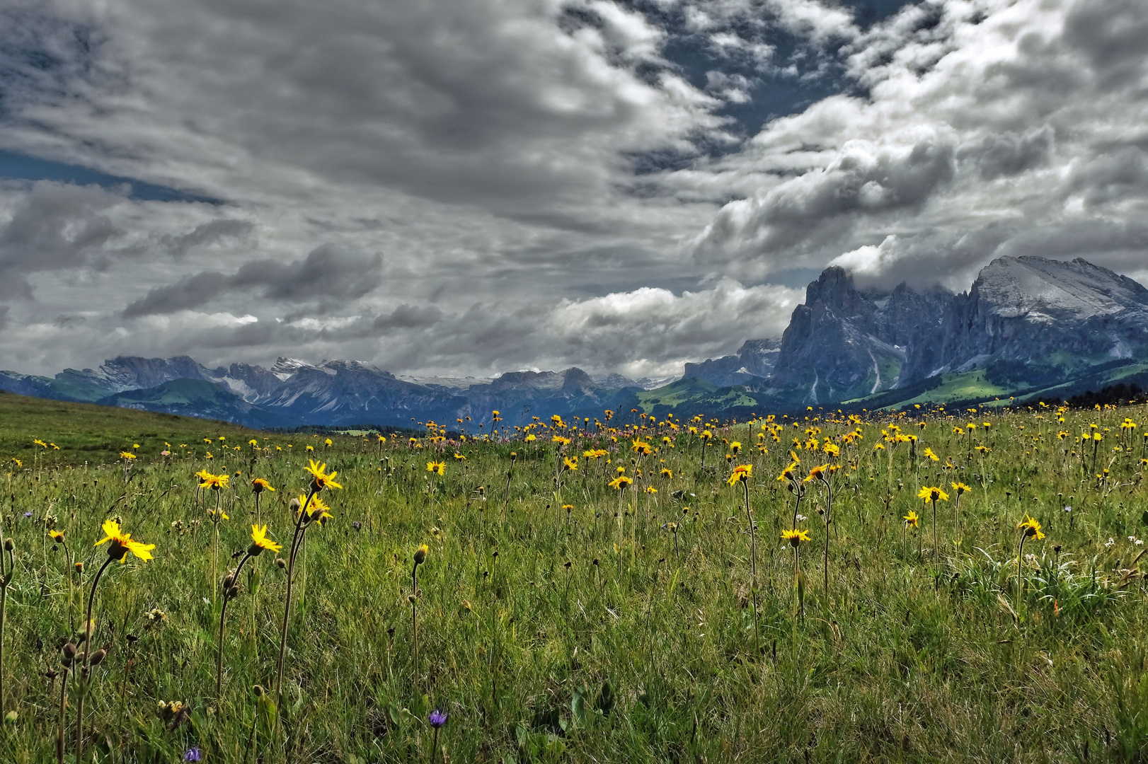 Seiser-Alm im Wolkenspiel des Sommers 2016