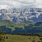 Seiser Alm mit Blick auf die Sellagruppe