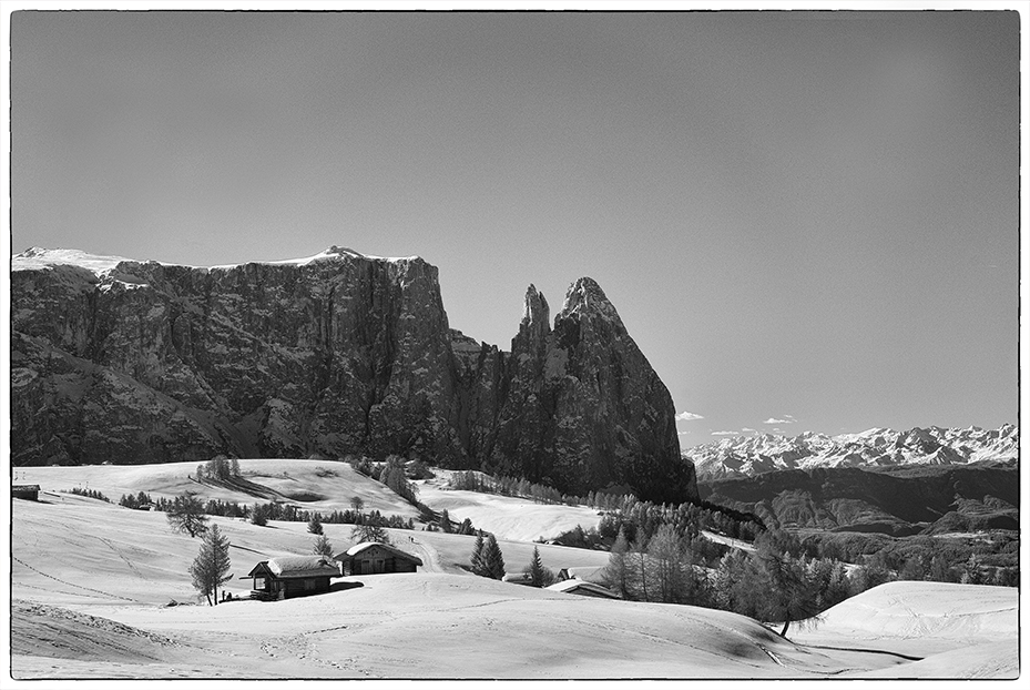 Seiseralm mit Blick auf Santnerspitze und Schlern