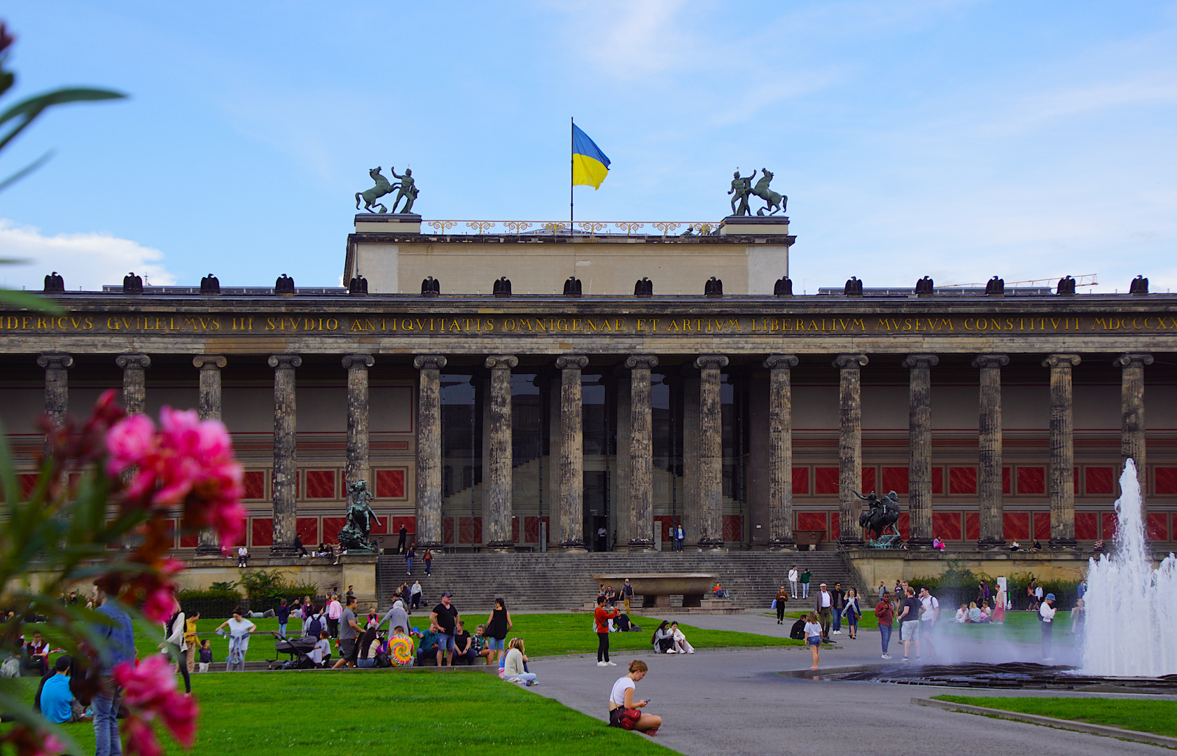 Seit Monaten mit Ukraineflagge