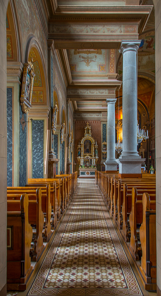 Seitenaltar der Basilika Puchheim