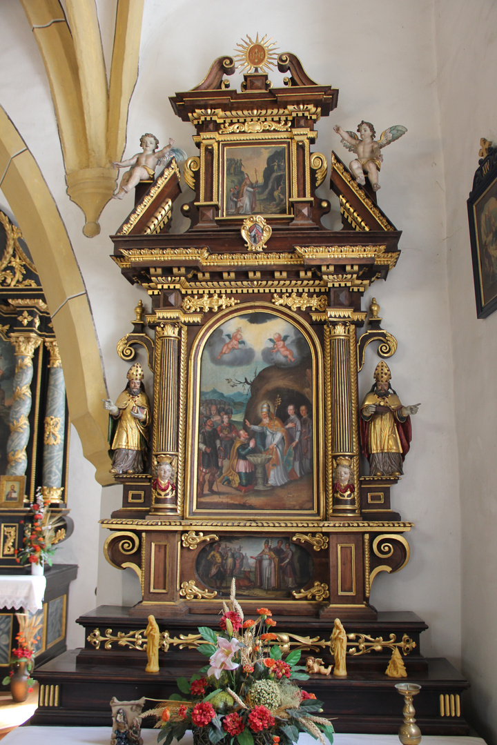 Seitenaltar im Antoniuskircherl in Lienz/Osttirol