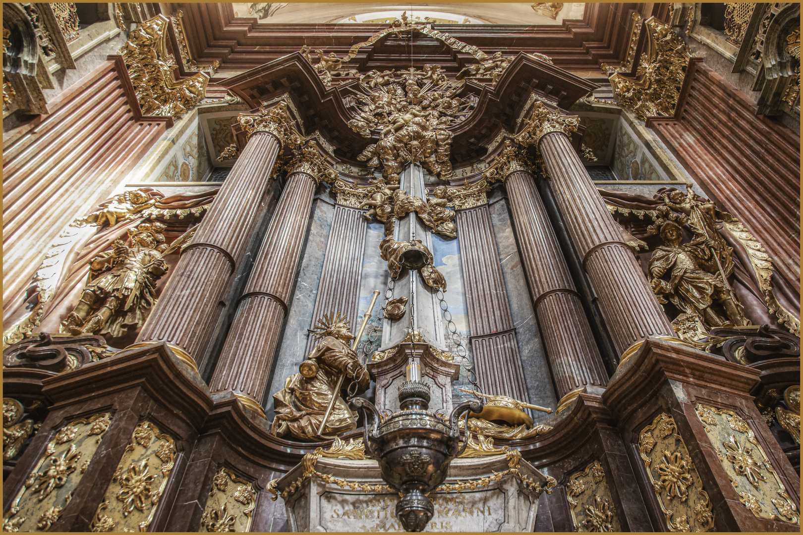 Seitenaltar im Stift Melk