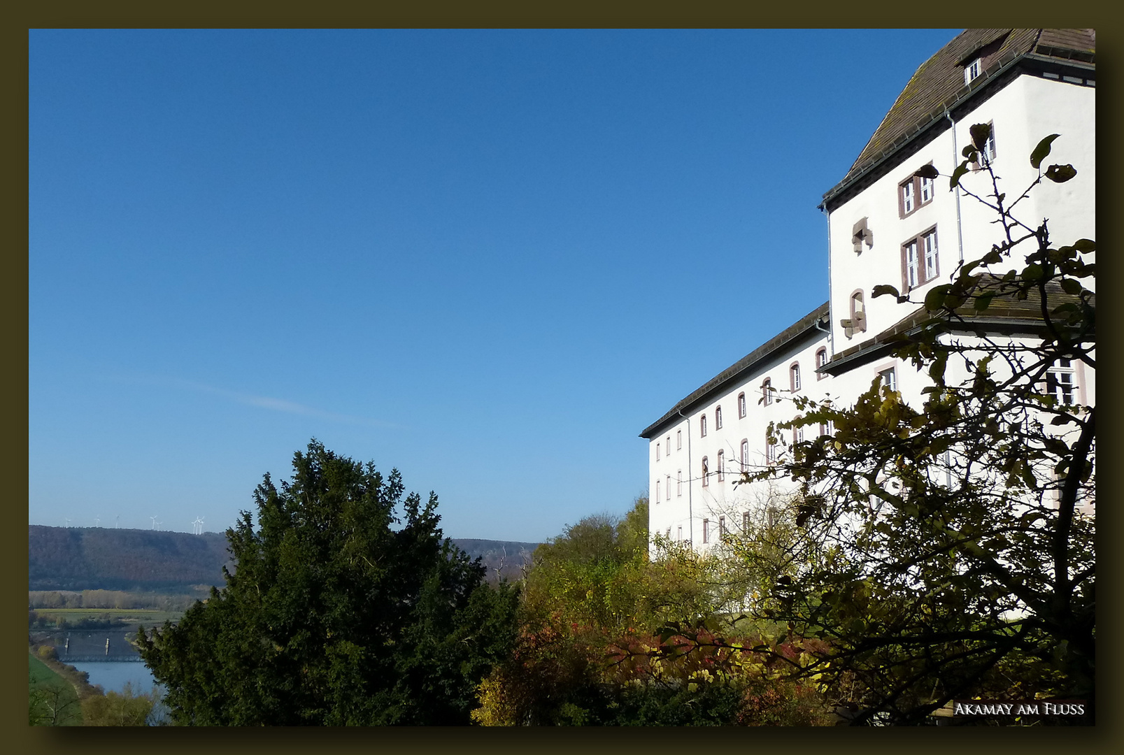 Seitenansicht Schloss Fürstenberg a.d. Weser