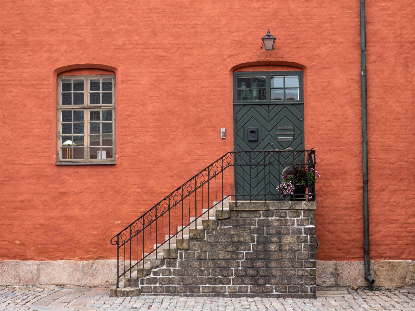 Seiteneingang in Schloss Halmstad