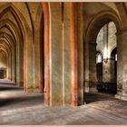 Seitenflügel in der Basilika (HDR)