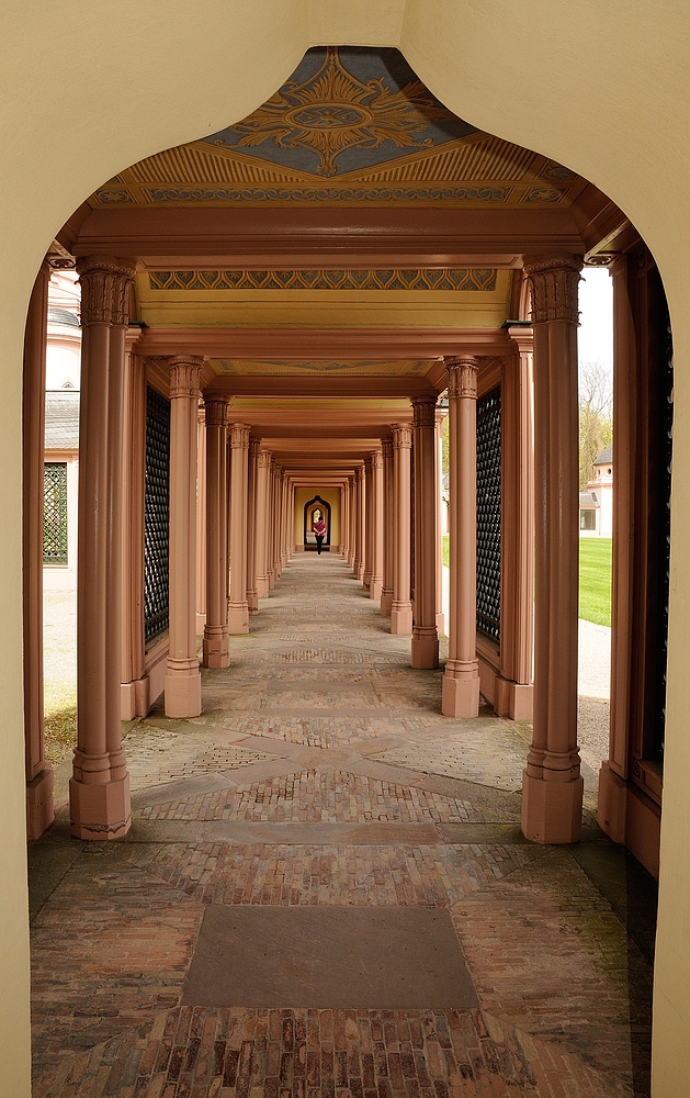 Seitenflügel von der Moschee im Schwetzinger Schlossgarten...