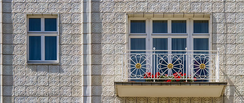 SEITENLICHT ÜBER BALKONIEN