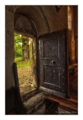 Seitenportal Kirche Rheden