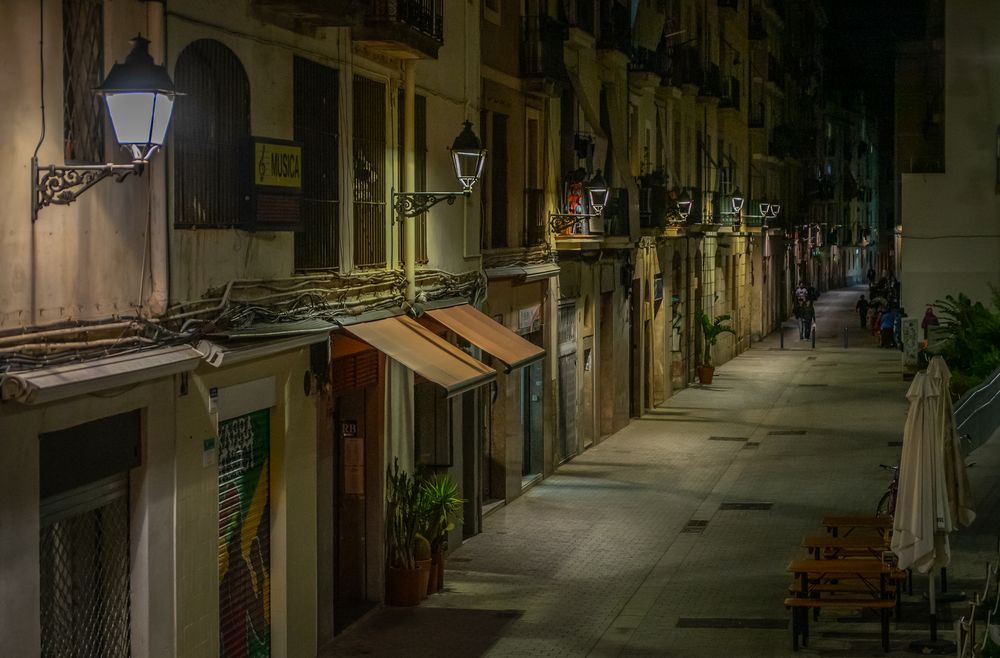 Seitenstraße am späten Abend - Barcelona