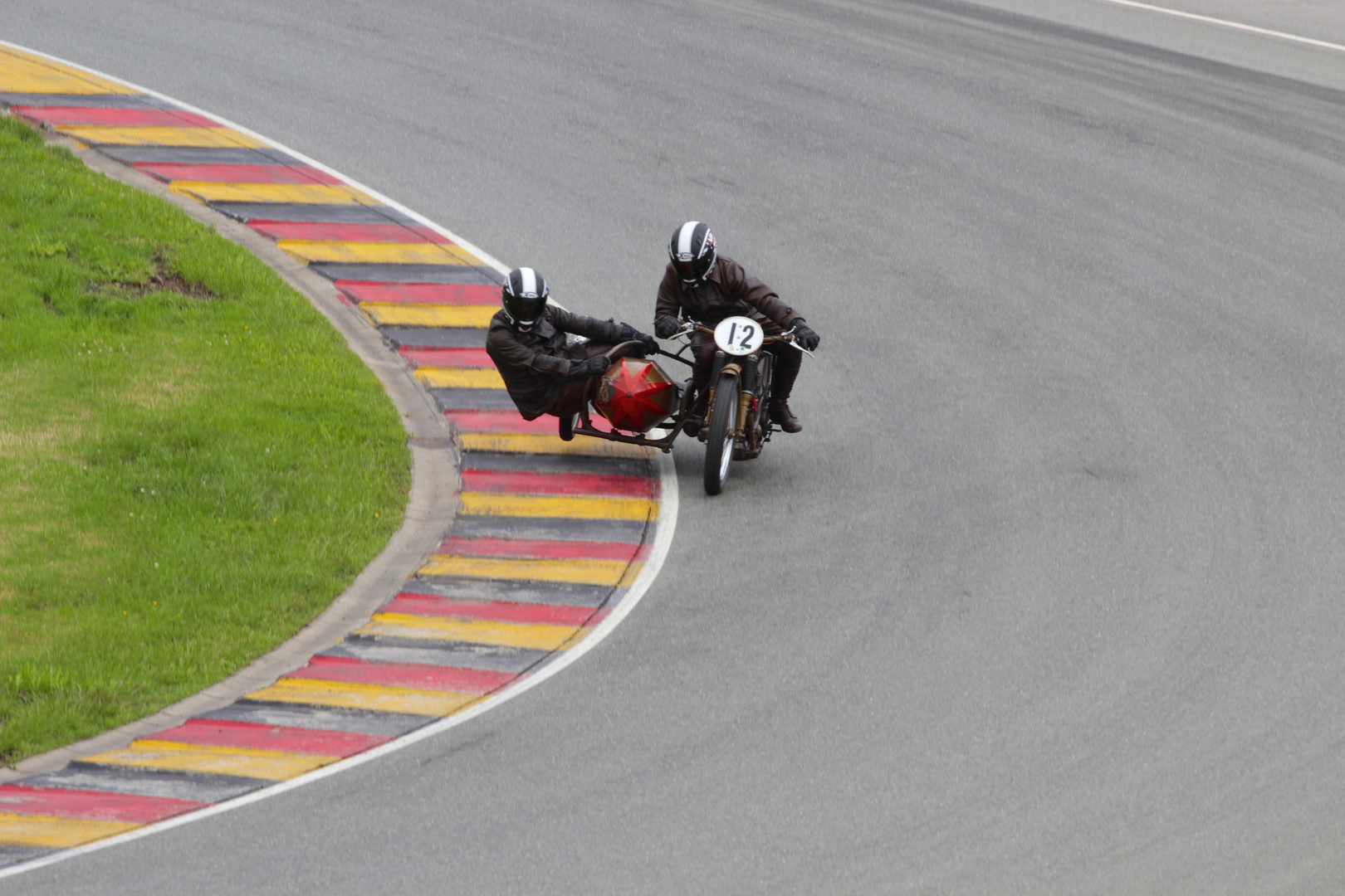 Seitenwagen auf 2 Räder