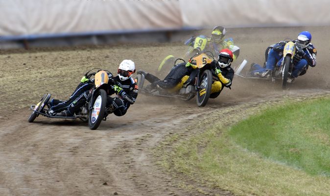 Seitenwagenrennen....