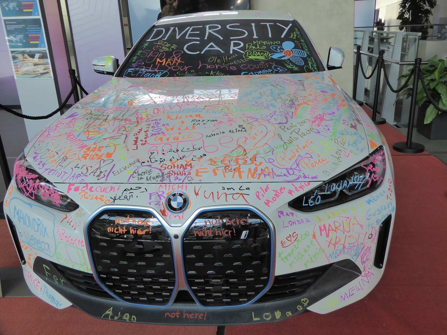 Selbst BMW..... Foto & Bild reportage dokumentation, zeit geschichte