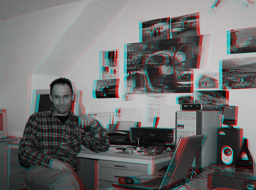 SELBST PORTRAIT (rot/cyan Anaglyphe)