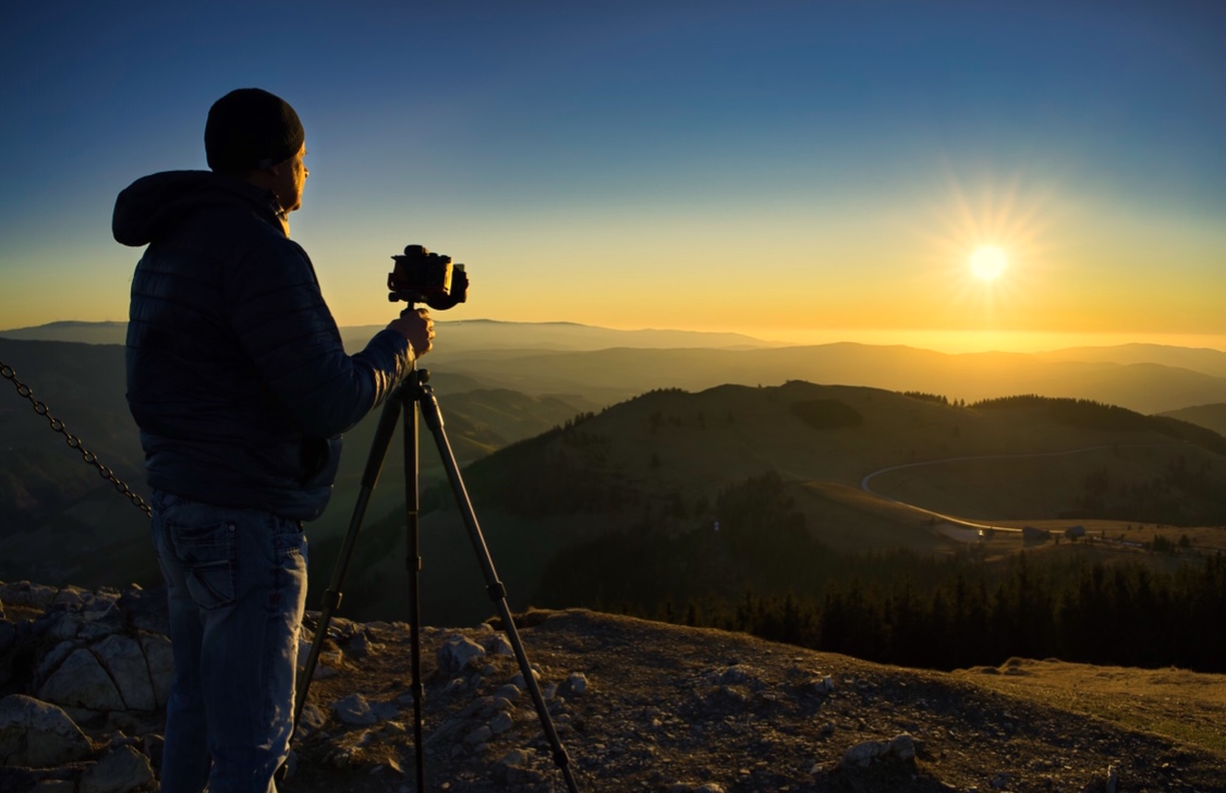 Selbstporträt bei Sonnenaufgang am Plankogel