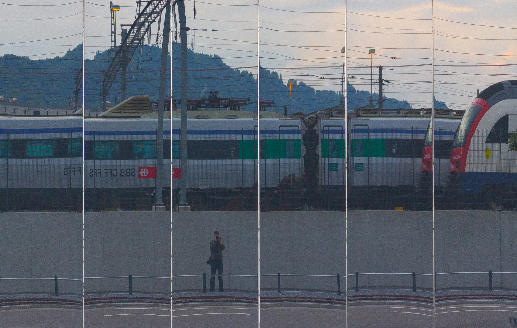 Selbstportrait am Bahnhof