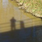 Selfie sur le pont de l’écluse de Gauge -- Condom -- Selfie auf der Brücke der Gauge-Schleuse