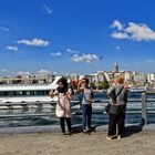 Selfie vor dem Galata Turm, von der Galata-Brücke aus 