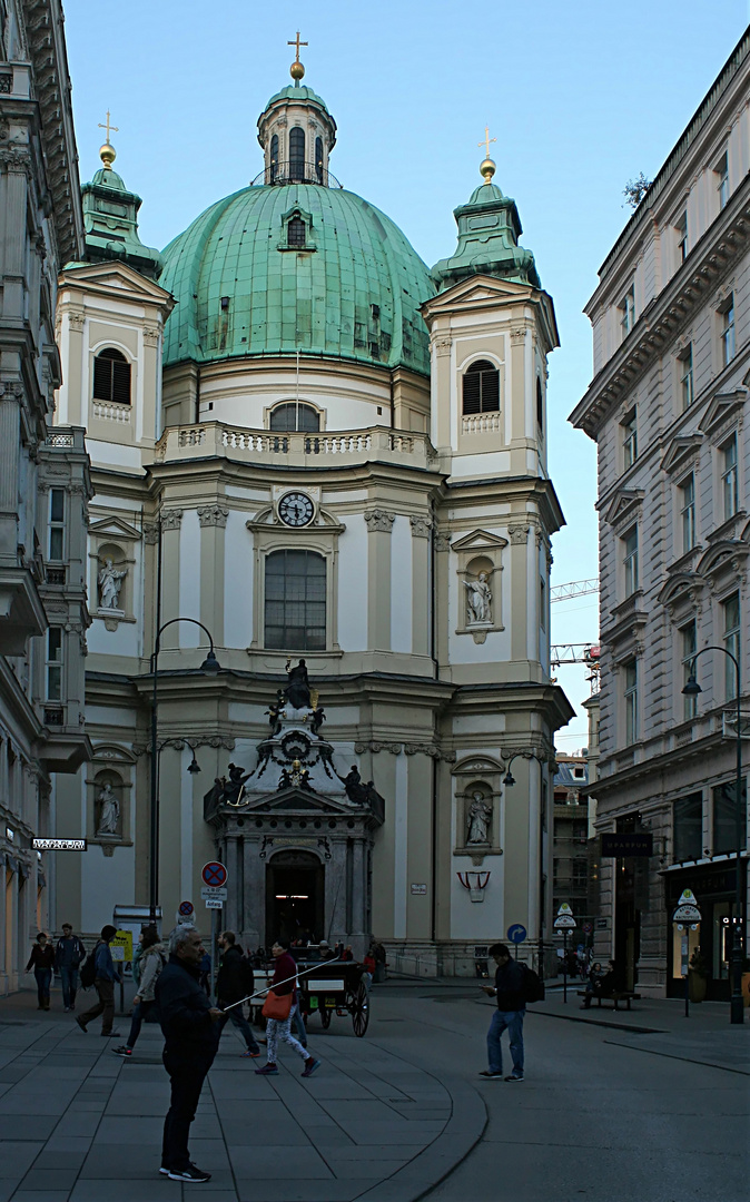 Selfie vor der Peterskirche ohne die Peterskirche