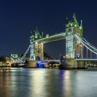 Selfie vor der Tower Bridge, London