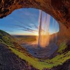 Seljalandfoss an einem Sommerabend