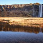 [seljalandsfoss...]