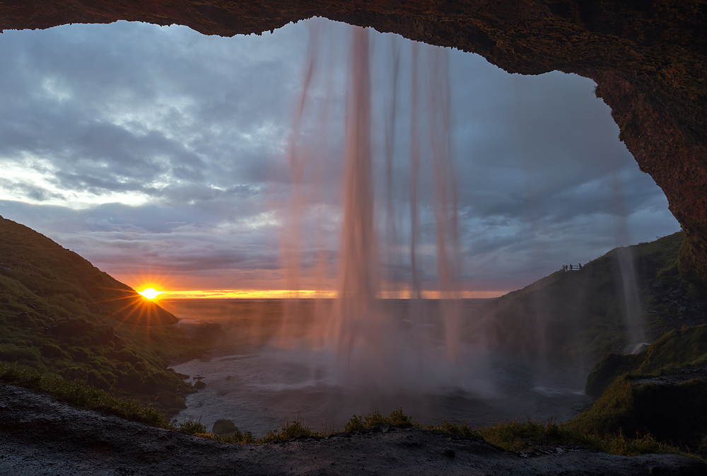  Seljalandsfoss