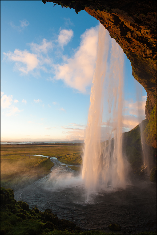 [ Seljalandsfoss ]