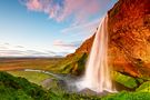 Seljalandsfoss by Jessica.B 