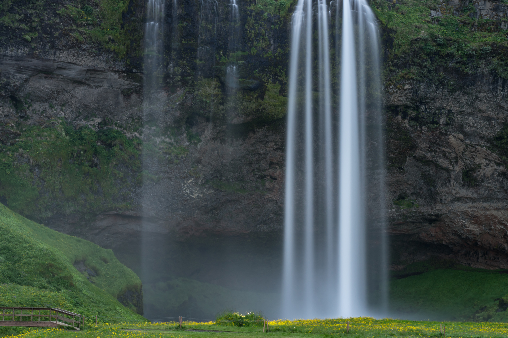 Seljalandsfoss by night