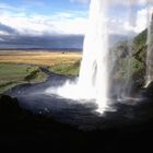 Seljalandsfoss mit Regenbogen