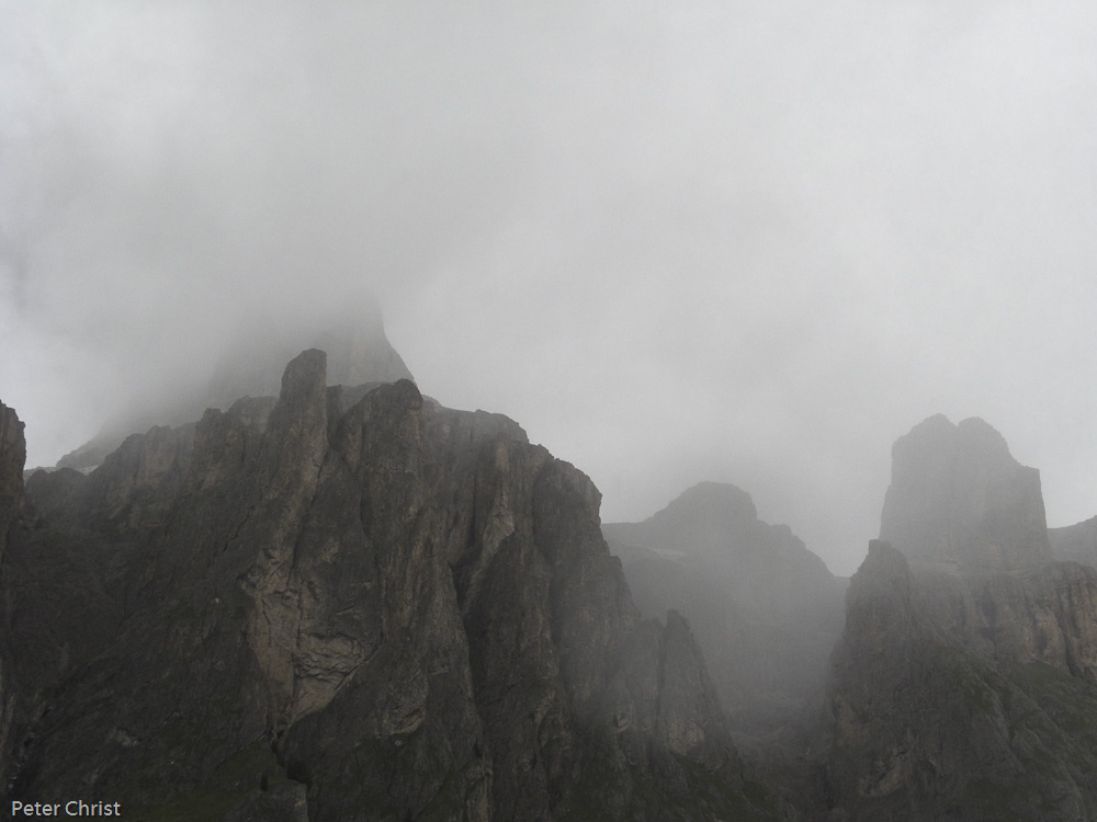 Sella Gruppe in den Wolken