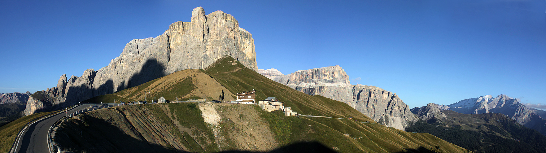 Sellajoch am Abend