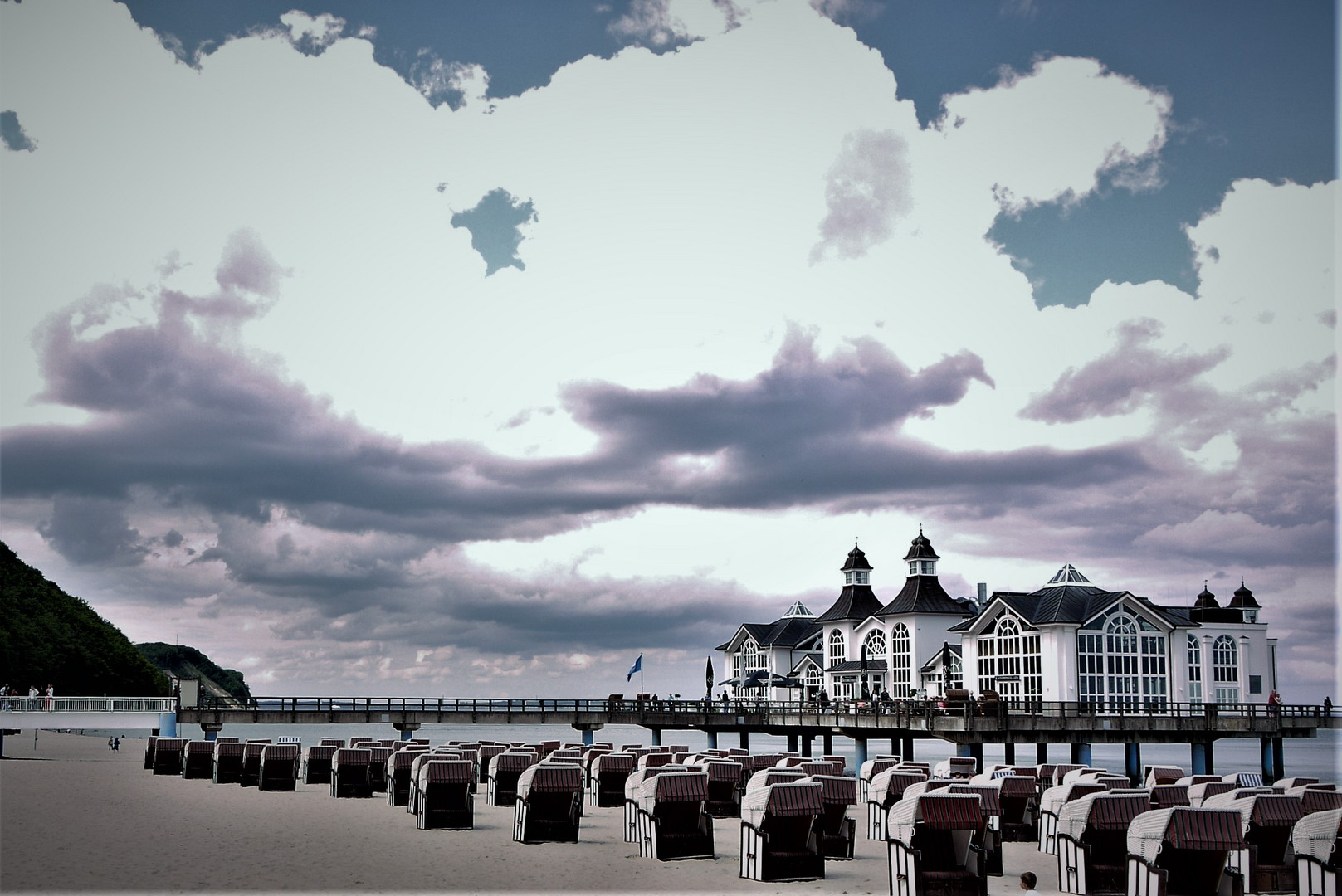 Sellin- Strand mit Seebrücke