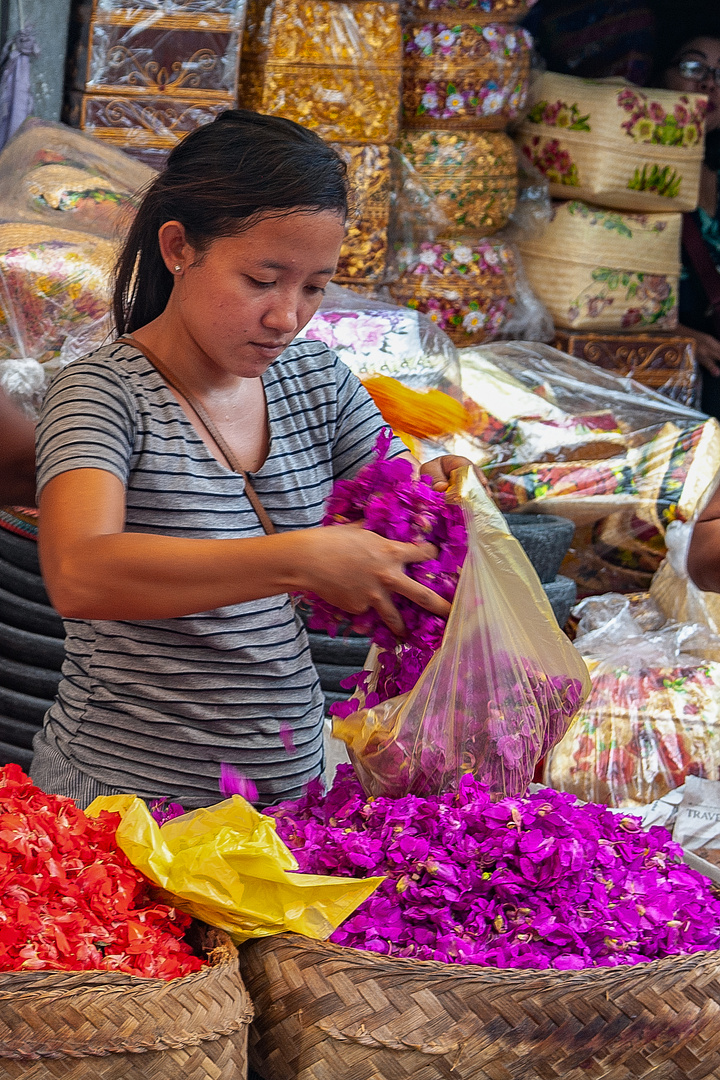 Selling flower blossoms