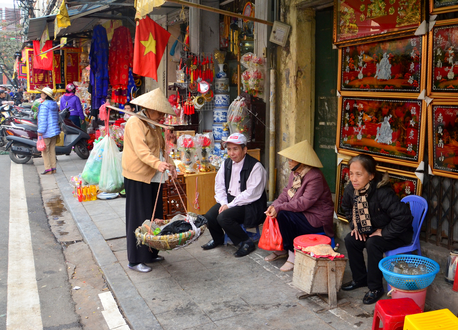 Selling in the streets of Hanoi