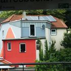 Seltsames Patchwork-Haus