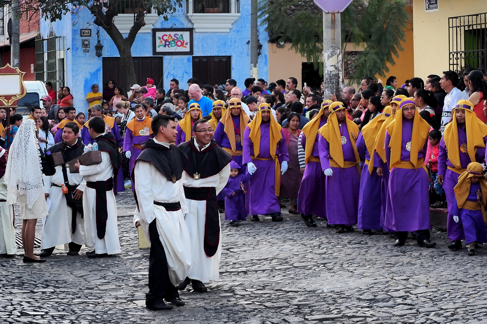 Semana Santa en La Antigua, Guatemala (3/10)