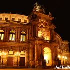 Semper Oper bei Nacht